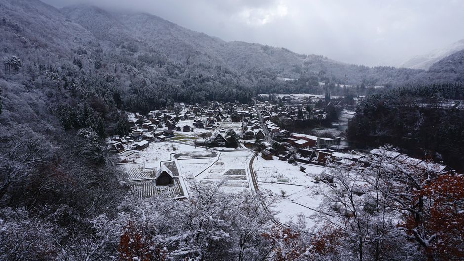 Shirakawa-go bajo la nieve